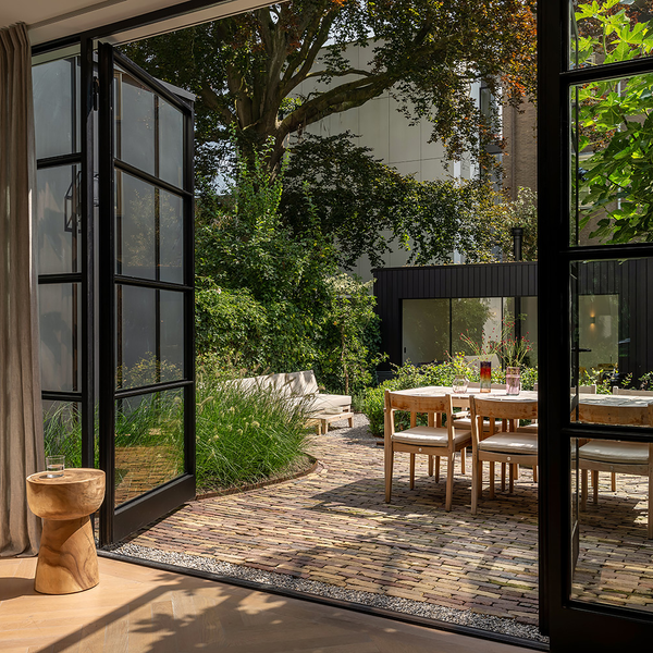Van binnen naar buiten: zo creëer je één geheel tussen huis en tuin